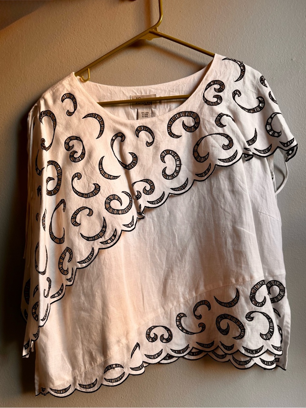 100% Linen White Embroidered Women’s Blouse with Black Scroll Detail